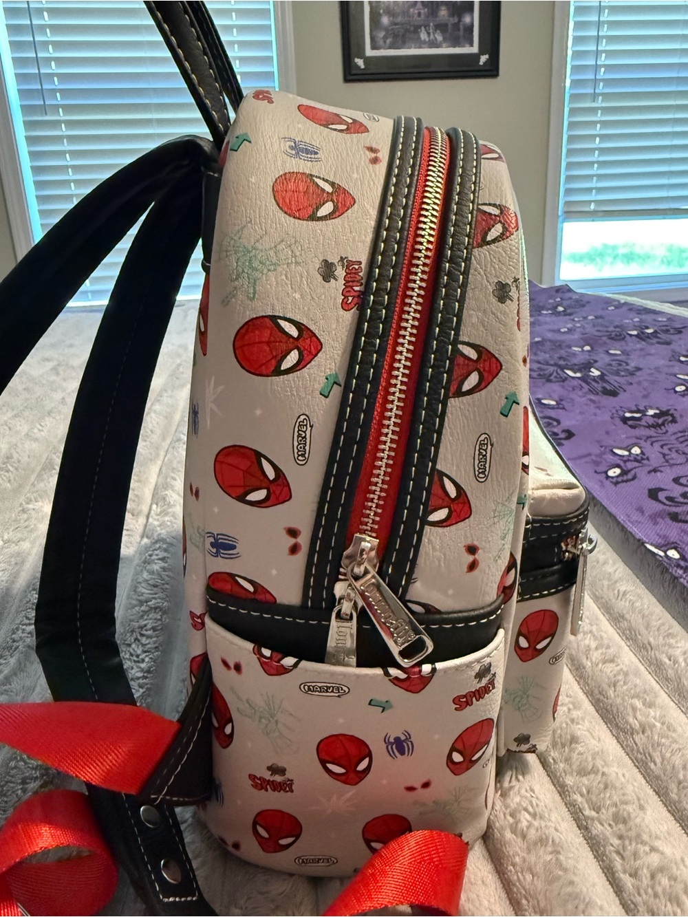 Marvel Loungefly Spider-Man Mini Backpack - Picture 3 of 5